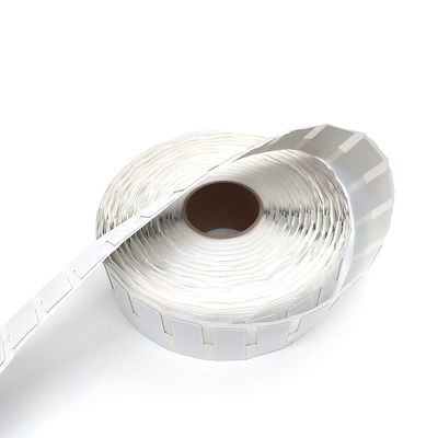 Fréquence ultra-haute RFID flexible sur le label blanc 70*30mm 860-960MHz d'étiquette en métal