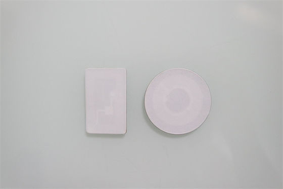 à haute fréquence de 40x25mm sur la puce des étiquettes 213 215 216 de NFC en métal