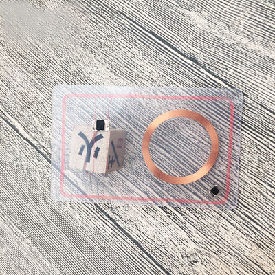 SI finition brillante Smart Card RFID de carte à double fréquence hybride de fréquence ultra-haute